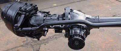 23 - Мост передний